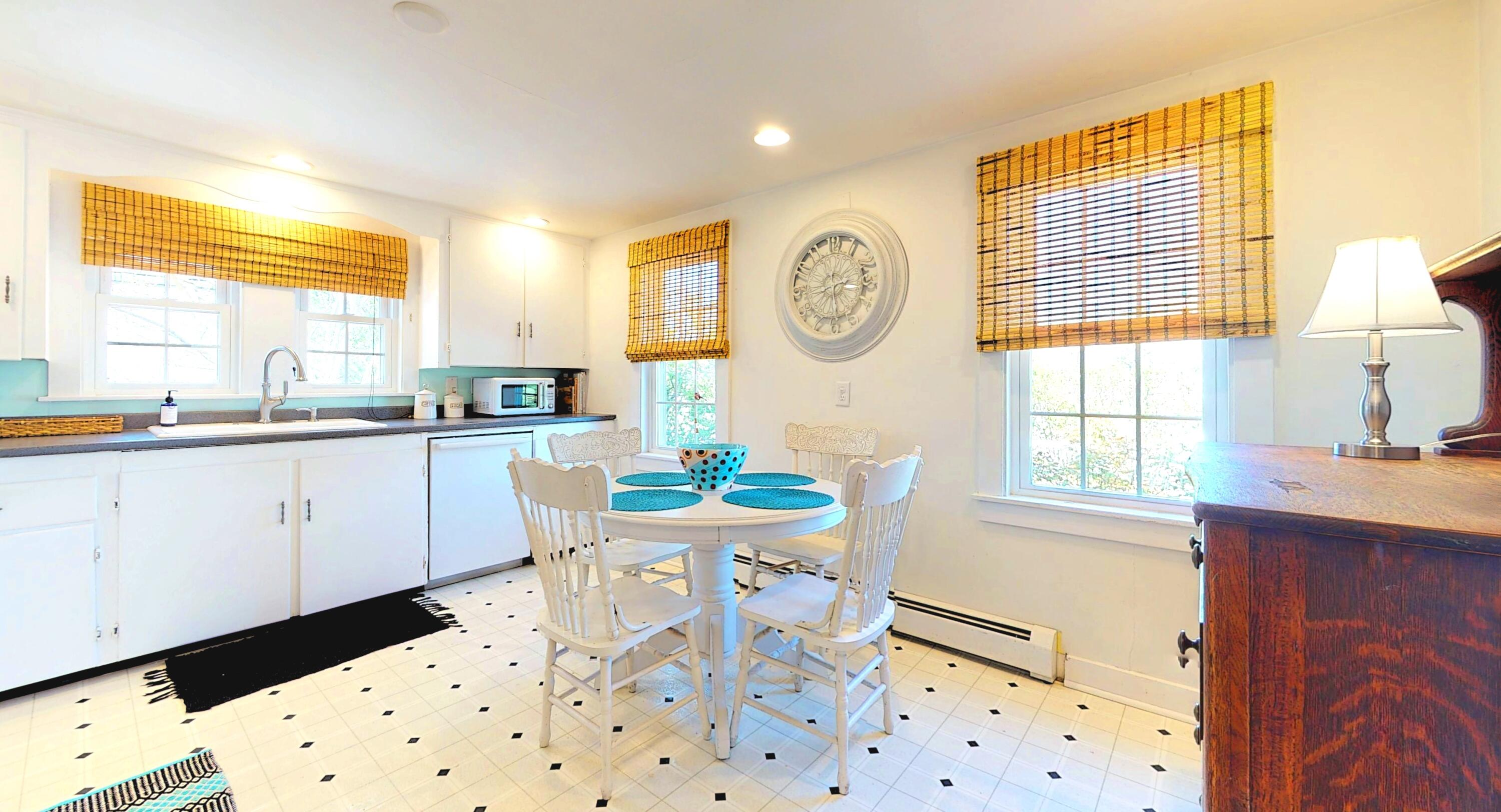 670 Shore Road, Unit 7 Truro, MA 02666 - Photo 37 of 54 B5