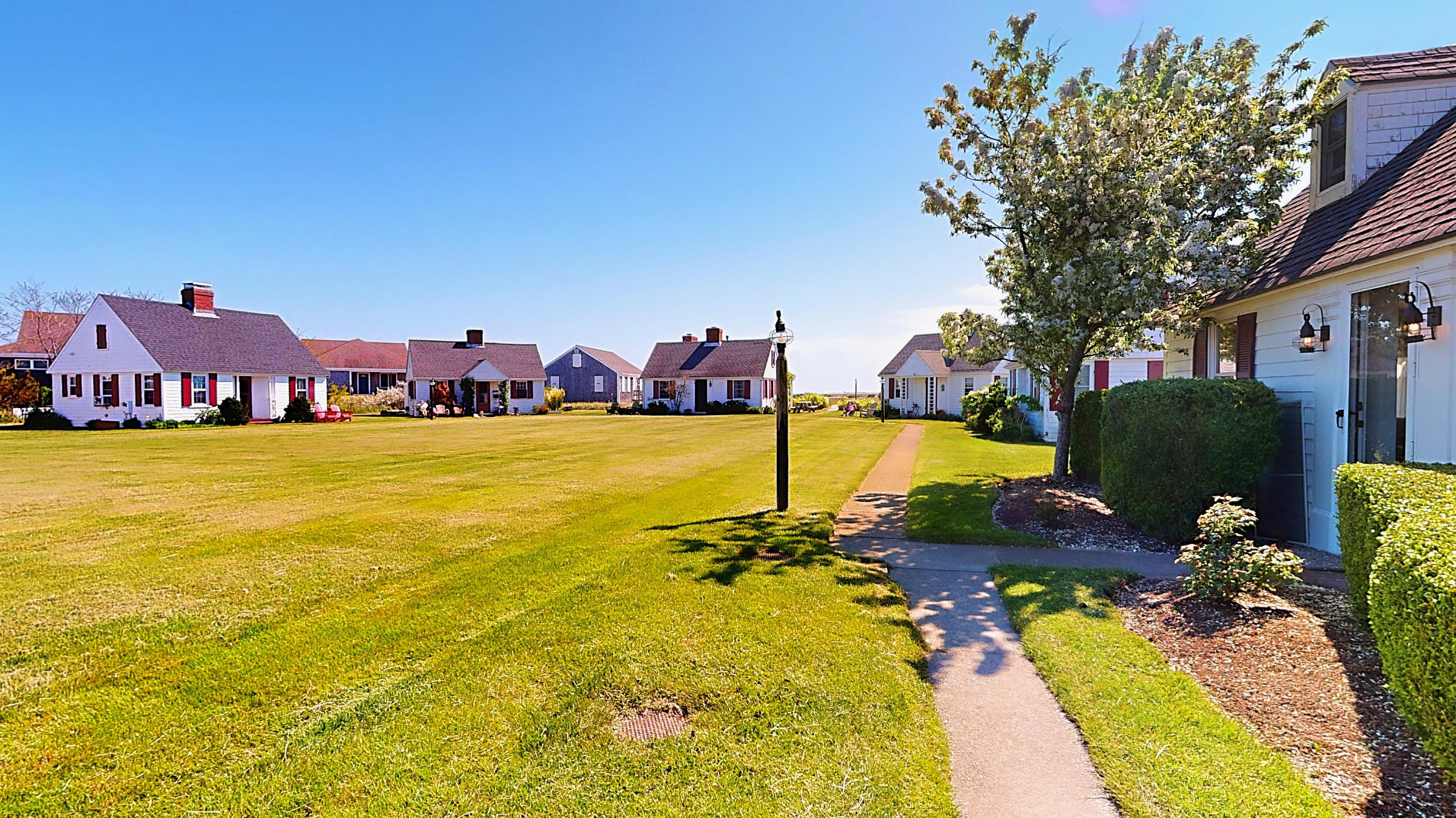 670 Shore Road, Unit 7 Truro, MA 02666 - Photo 4 of 54 Side View