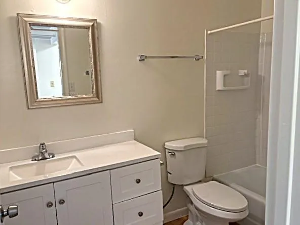 $1,200 | 11429 North 83rd Avenue, Unit 2, Peoria, AZ 85345