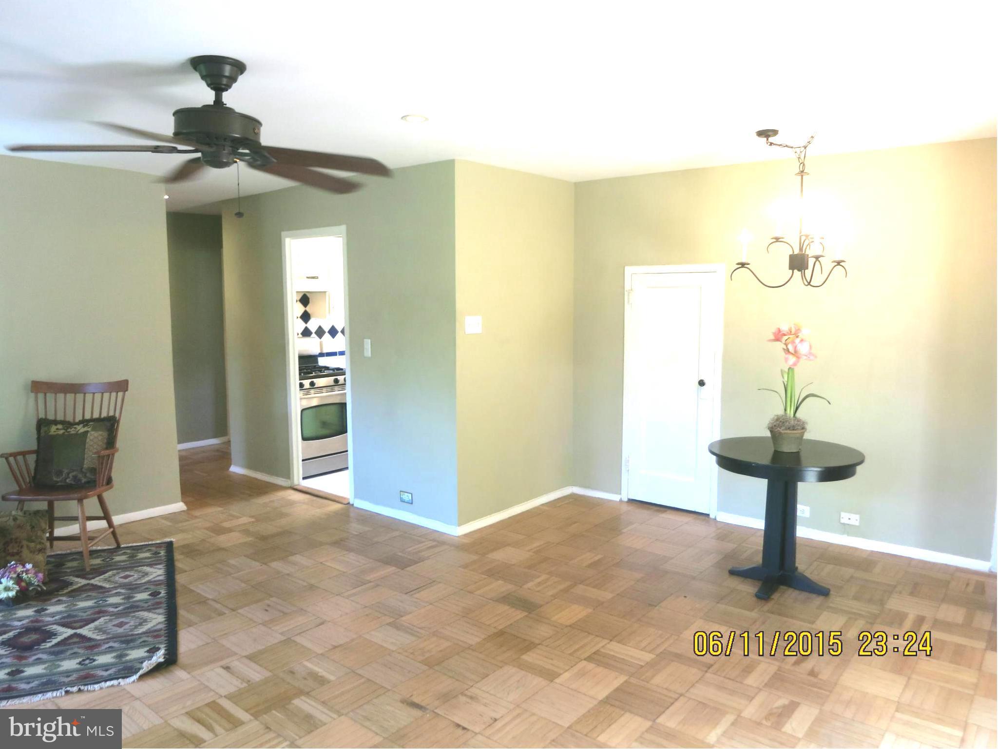 3212 Gunston Road Alexandria, VA 22302 - Photo 6 of 21 Dining Room