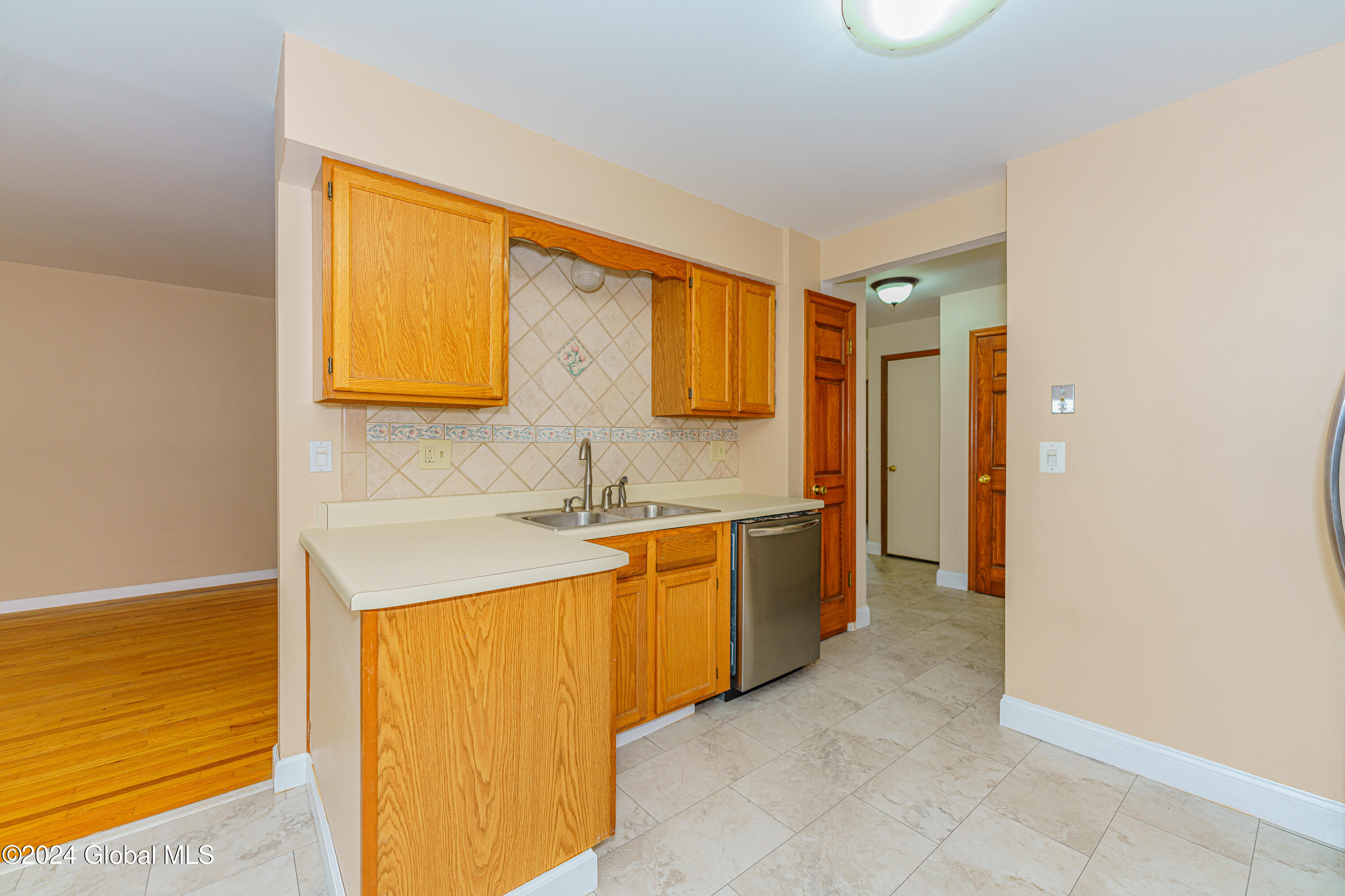 2033 Rosedale Way Guilderland, NY 12303 - Photo 18 of 50 4 Kitchen 2