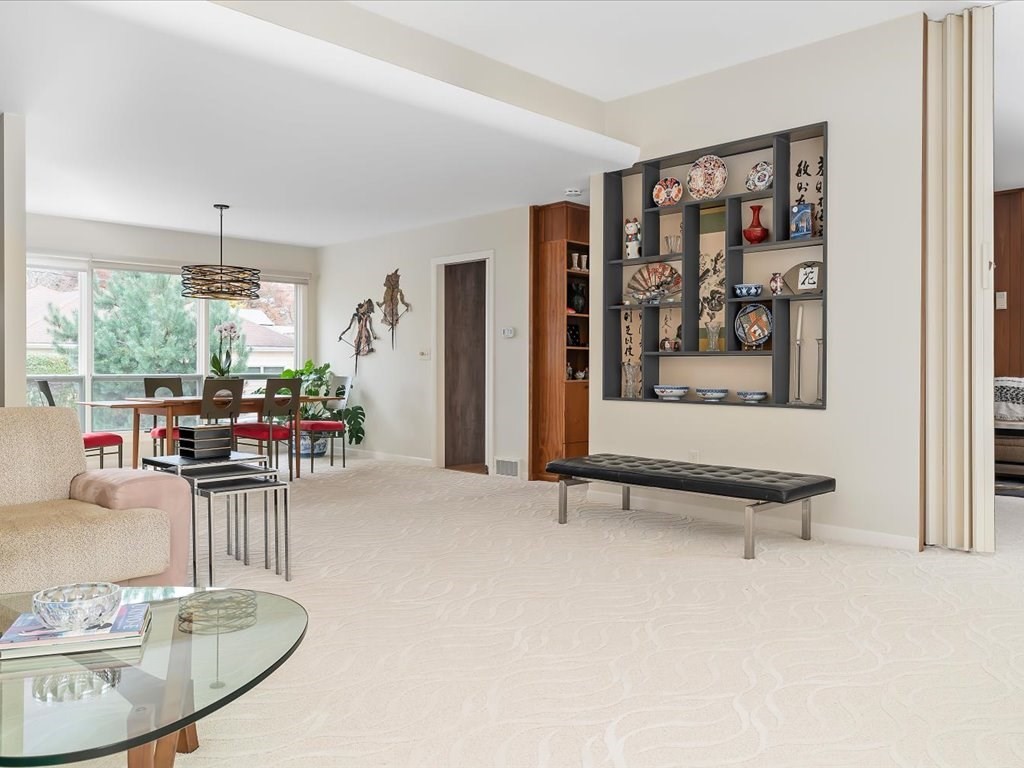 447 Albany Street Fall River, MA 02720 - Photo 10 of 33 a dining room with furniture and window