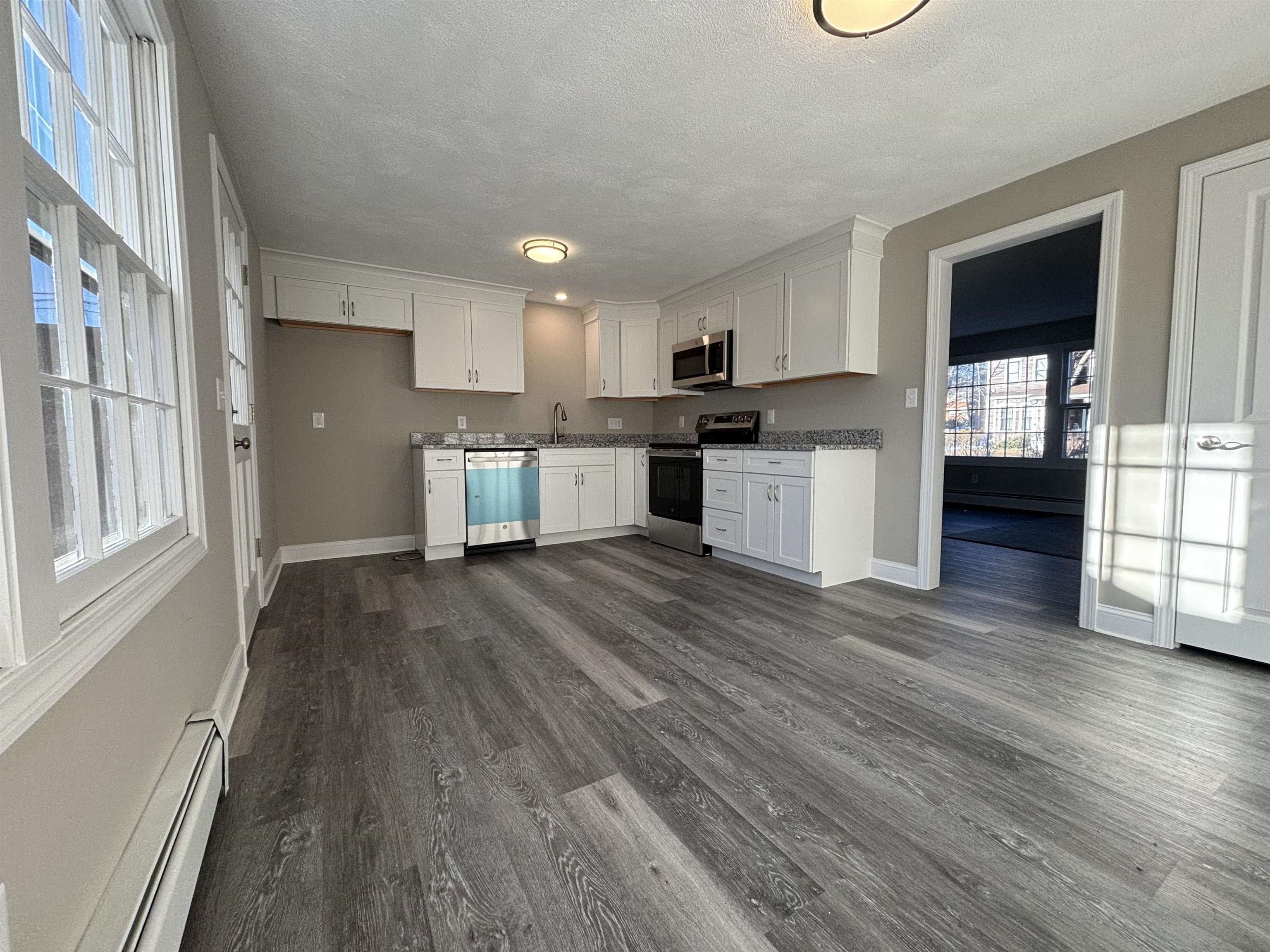 105 High Street Hampton, NH 03842 - Photo 3 of 35