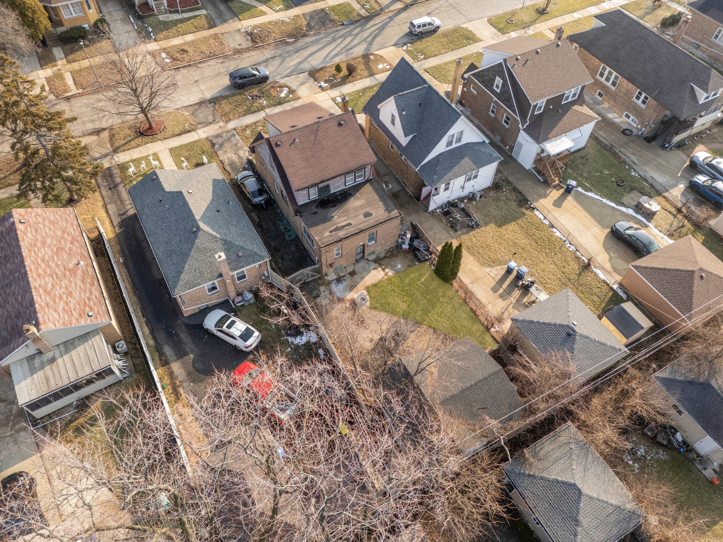1908 South 23rd Avenue Maywood, IL 60153 - Photo 35 of 37 an aerial view of a house with a yard