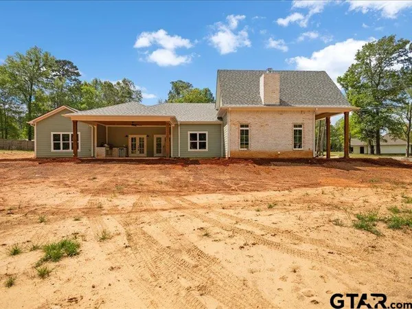 $479,900 | 18171 West Lakeview Drive, Troup, TX 75789