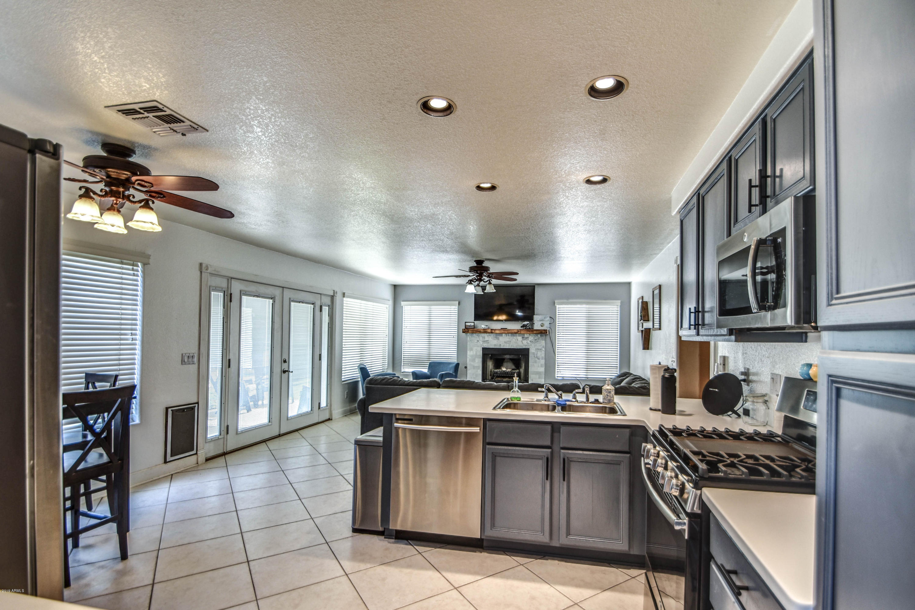1790 East Redfield Road Gilbert, AZ 85234 - Photo 14 of 46 Kitchen