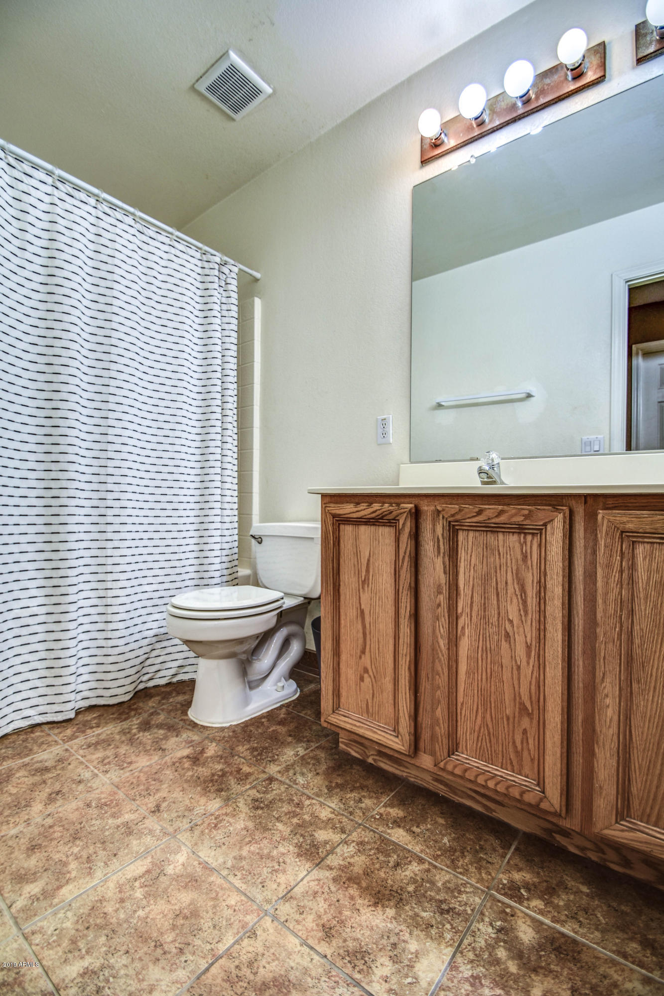 1790 East Redfield Road Gilbert, AZ 85234 - Photo 40 of 46 Bathroom 2