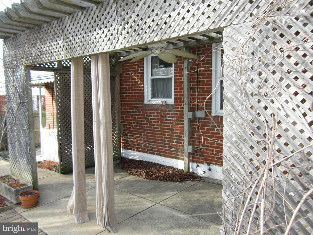 1805 Hanford Road Baltimore, MD 21237 - Photo 24 of 26 Exterior (Rear)