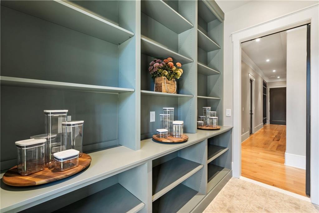 1000 Haddie Way Alpharetta, GA 30004 - Photo 29 of 95 a room with a table and chairs