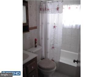 34 Gridiron Road Levittown, PA 19057 - Photo 8 of 12 Bathroom