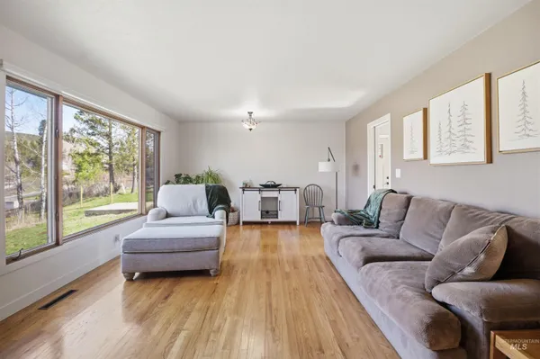 $449,000 | 107 East A Street, Troy, ID 83871