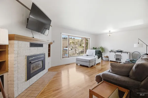 $449,000 | 107 East A Street, Troy, ID 83871