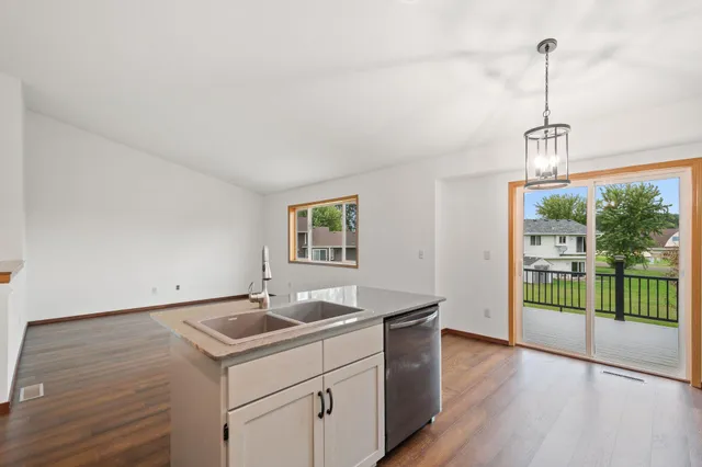 $256,500 | 960 South Rush Landing Court, Rush City, MN 55069