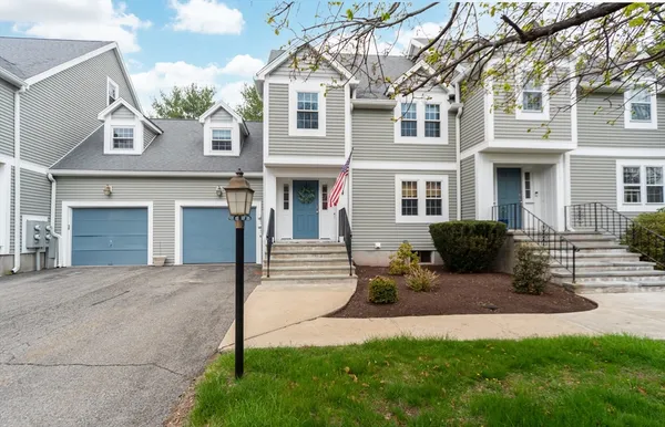 $549,000 | 3 Daniel Drive, Unit 3, Easton, MA 02356