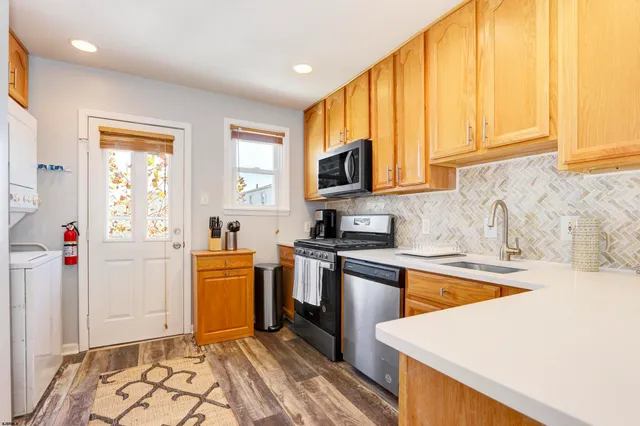 $13,000 | 117 North Melbourne Avenue, Unit B, Ventnor City, NJ 08406