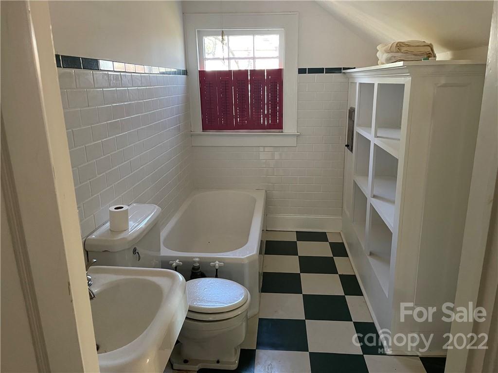 425 Sullivan Road Statesville, NC 28677 - Photo 13 of 22 Gallery Image 13