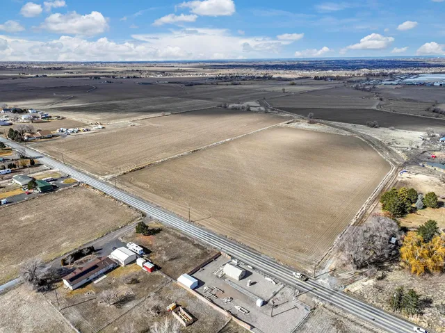 $2,400,000 | 492 Orchard Drive West, Twin Falls, ID 83301