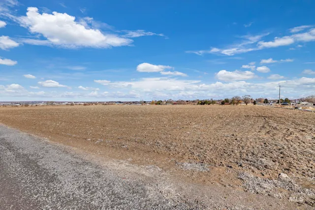 $2,400,000 | 492 Orchard Drive West, Twin Falls, ID 83301