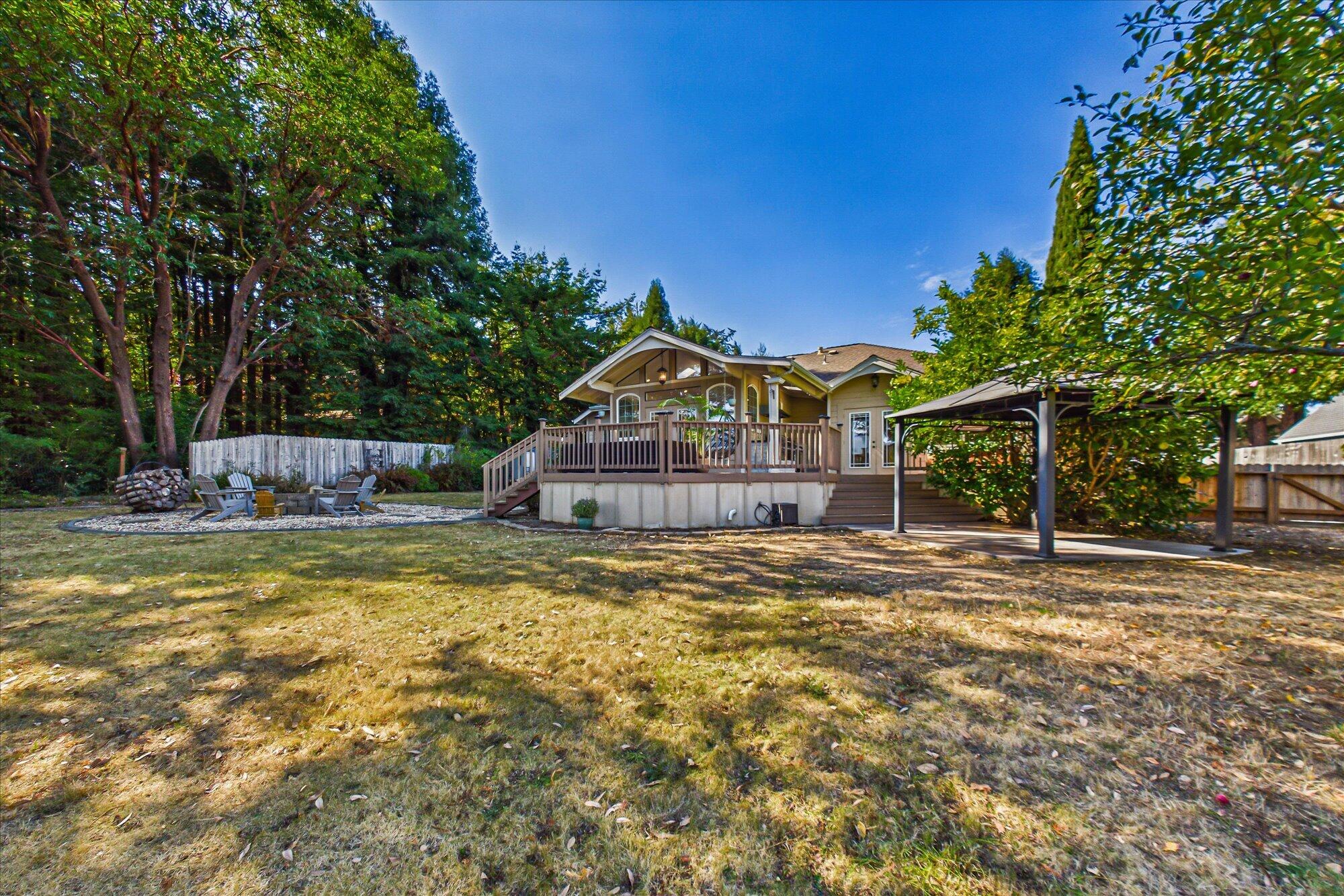 172 Grayland Heights Road Rio Dell, CA 95562 - Photo 42 of 77 Gallery Image 42