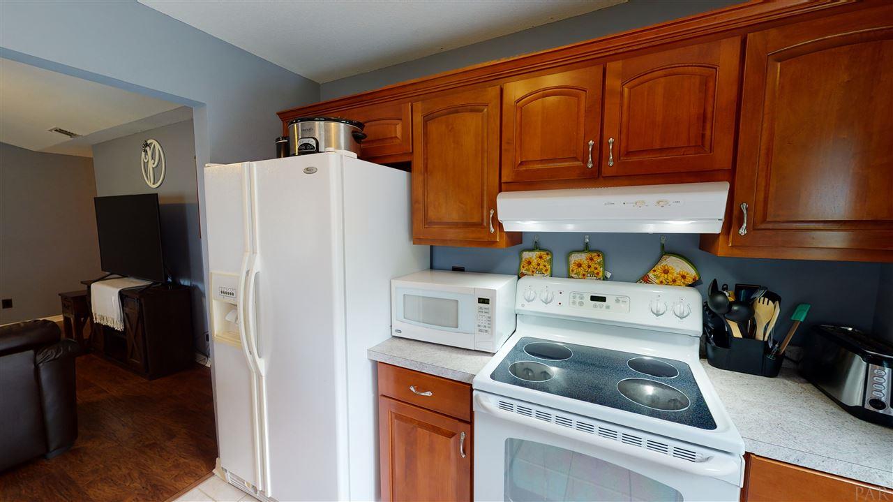 5439 Cox Road Milton, FL 32583 - Photo 6 of 23 Gallery Image 6