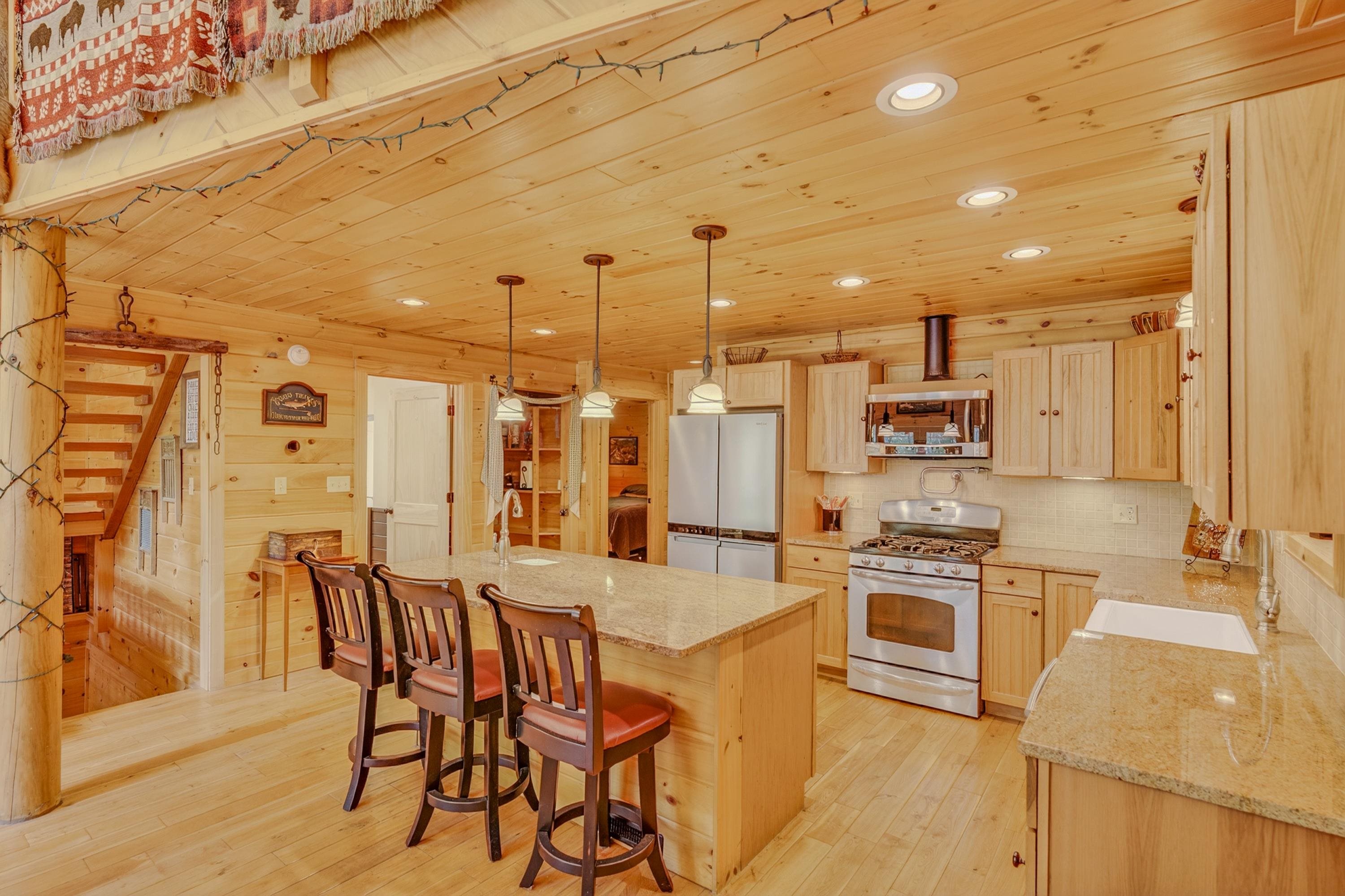 1560 Cherry Valley Road Bethlehem, NH 03574 - Photo 14 of 56