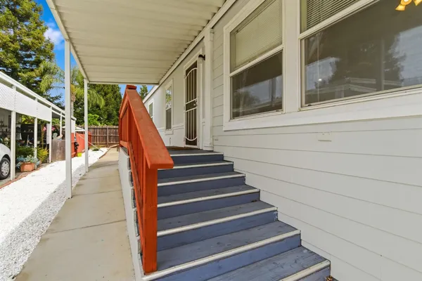 a view of entryway with staircase