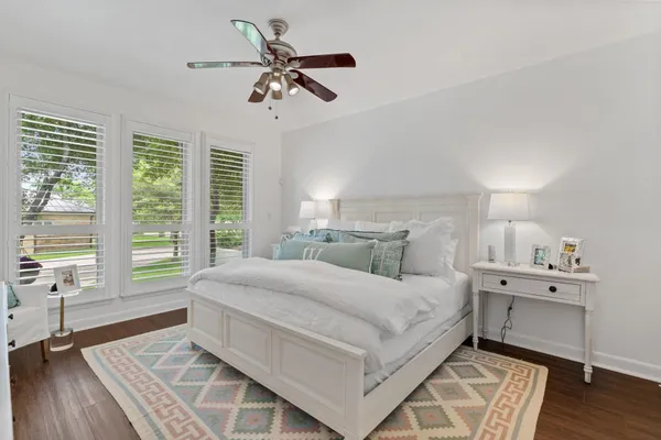 $1,075,000 | 106 Southern Spur, Horseshoe Bay, TX 78657