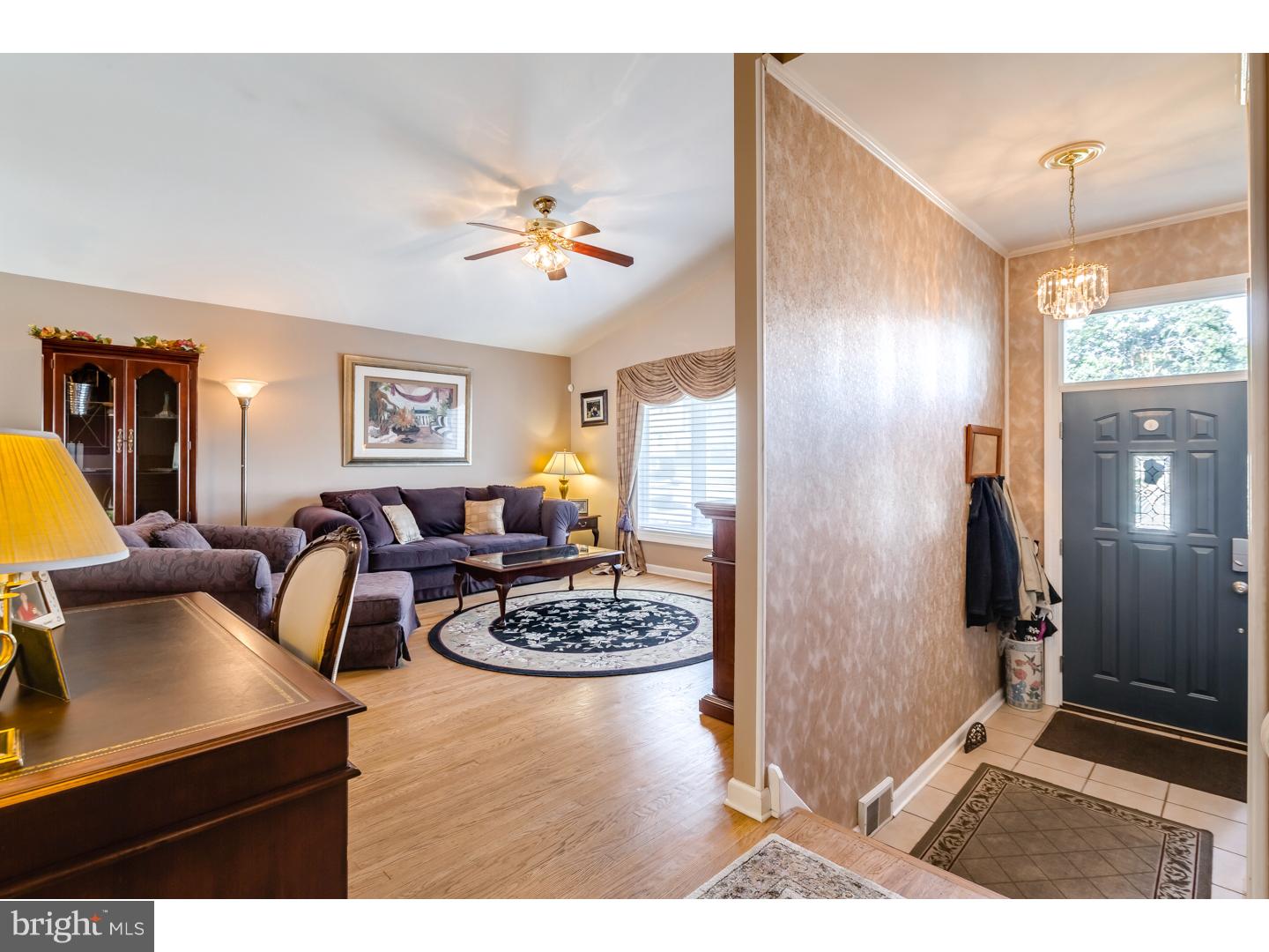 1614 Colima Road Philadelphia, PA 19115 - Photo 3 of 24 Gallery Image 3