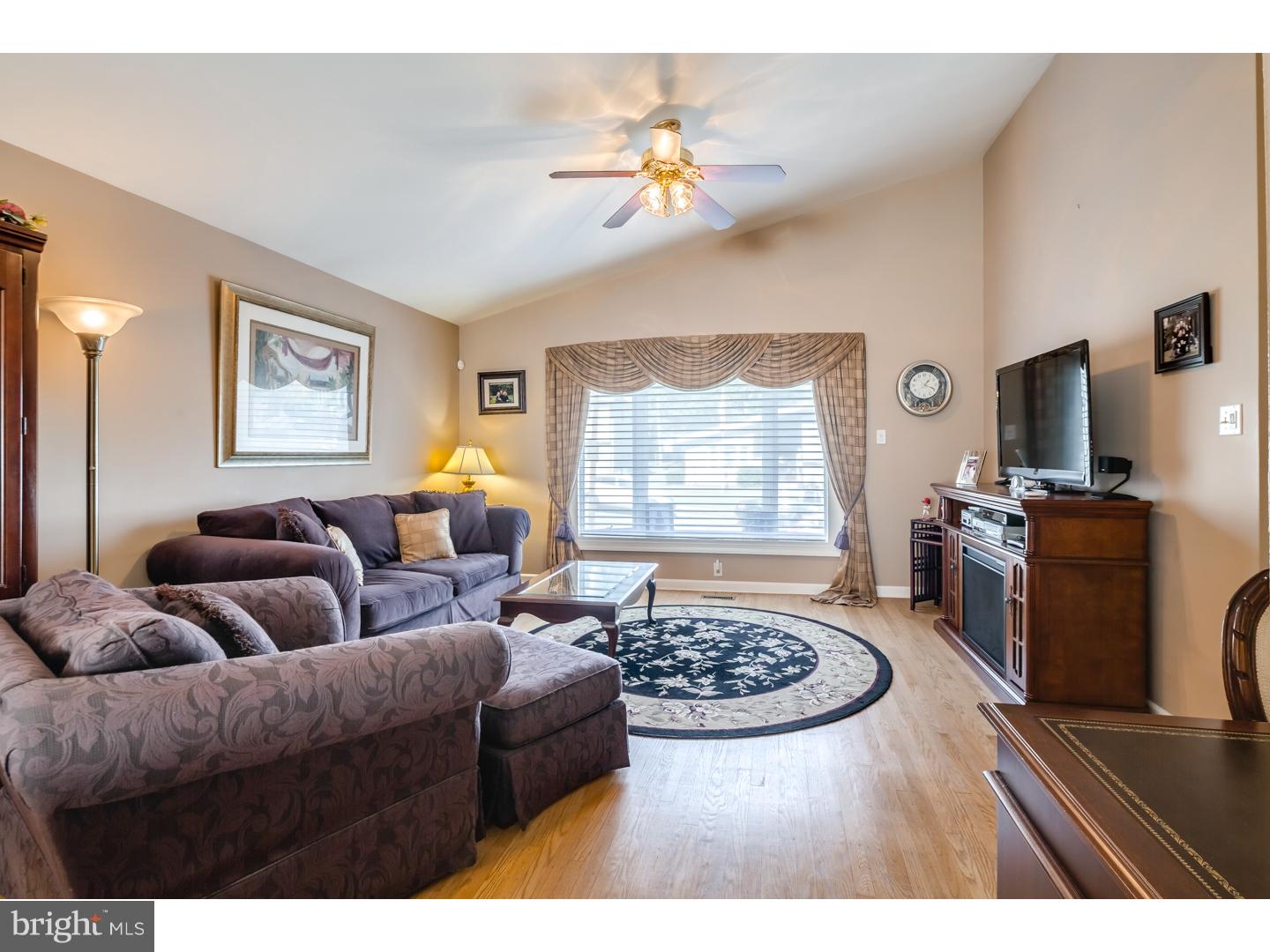 1614 Colima Road Philadelphia, PA 19115 - Photo 4 of 24 Gallery Image 4