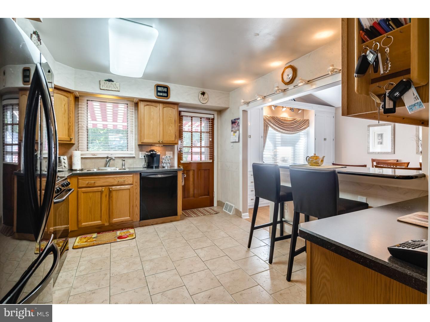 1614 Colima Road Philadelphia, PA 19115 - Photo 6 of 24 Gallery Image 6