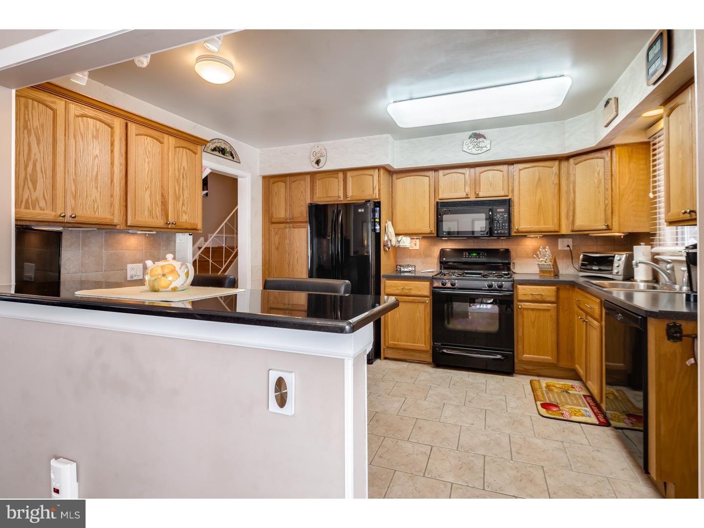 1614 Colima Road Philadelphia, PA 19115 - Photo 7 of 24 Gallery Image 7