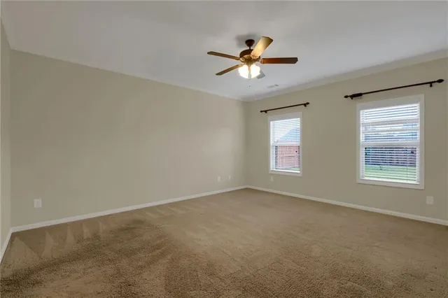 a view of empty room with window