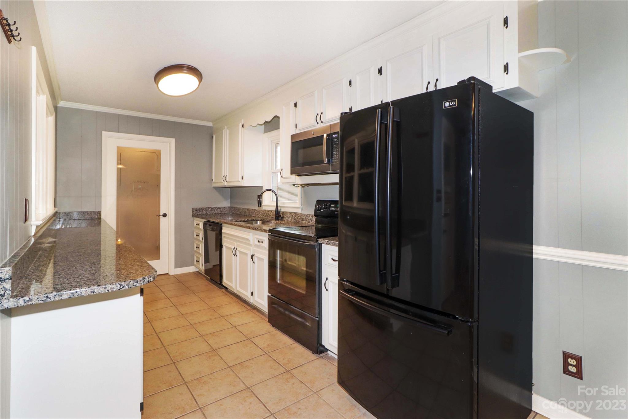 156 Clements Road Statesville, NC 28677 - Photo 11 of 41 Gallery Image 11