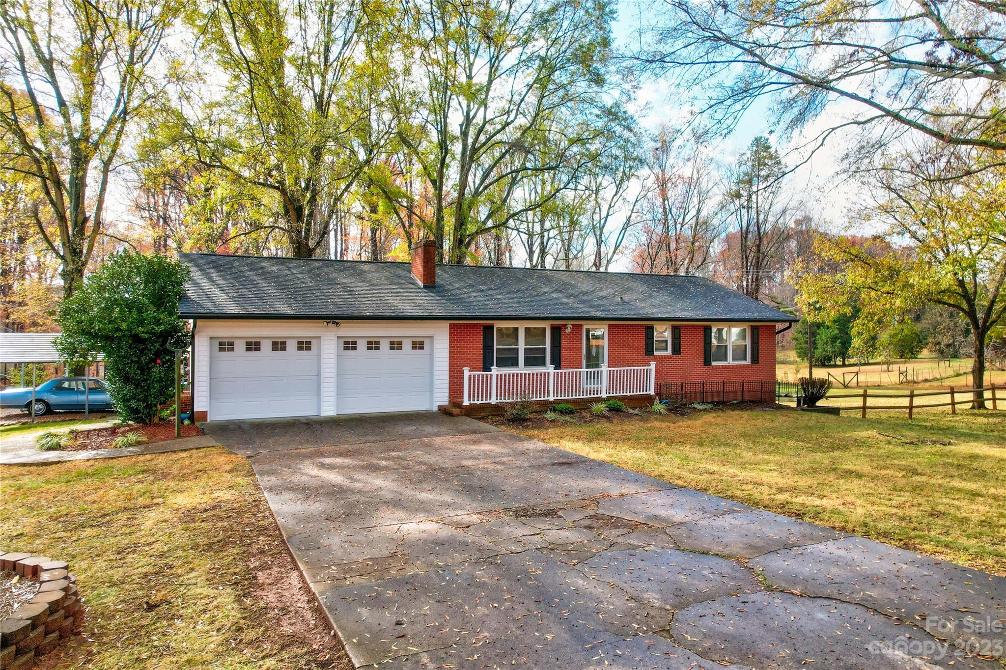 156 Clements Road Statesville, NC 28677 - Photo 2 of 41 Gallery Image 2