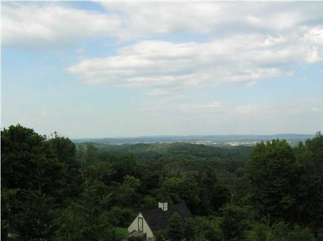 190 North Crest Road, Unit 304 Chattanooga, TN 37404 - Photo 4 of 9 Additional Photo