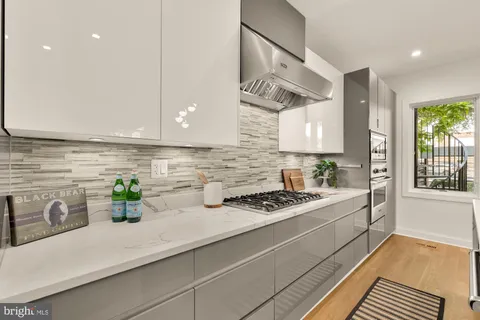 $974,000 | 448 Q Street Northwest, Unit 1, Washington, DC 20001