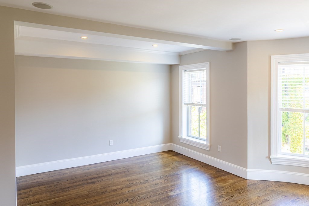 42 Rutland Square, Unit 3 Boston, MA 02118 - Photo 6 of 27