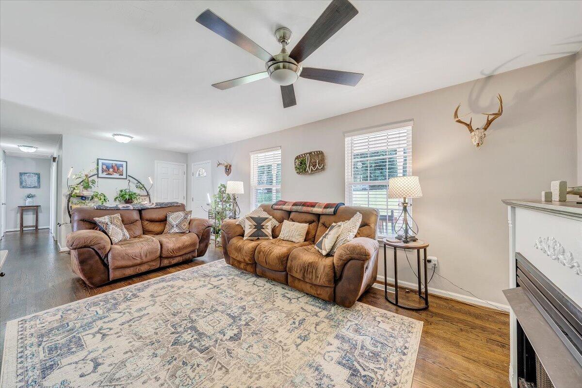 77 Northridge Road Hardy, VA 24101 - Photo 6 of 55 06-MIB07891