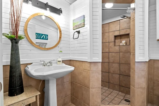 a view of backyard with green space