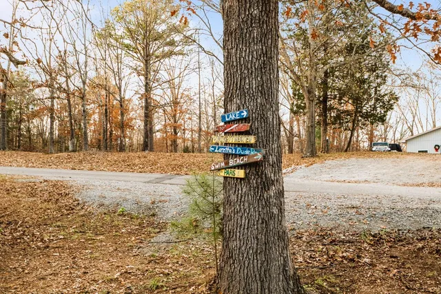 $289,000 | 62 Foster Drive, Camden, TN 38320