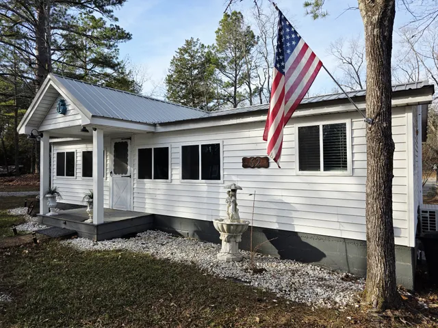 $289,000 | 62 Foster Drive, Camden, TN 38320