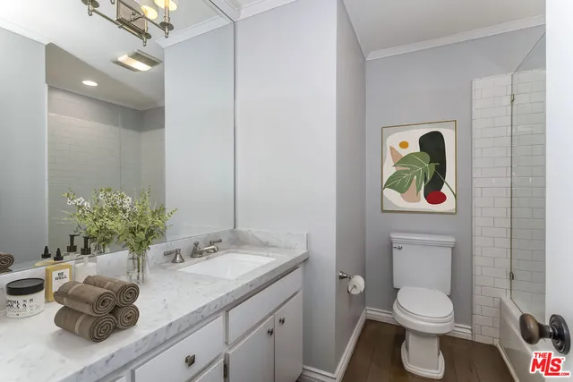 $895,000 | 906 North Doheny Drive, Unit 311, West Hollywood, CA 90069