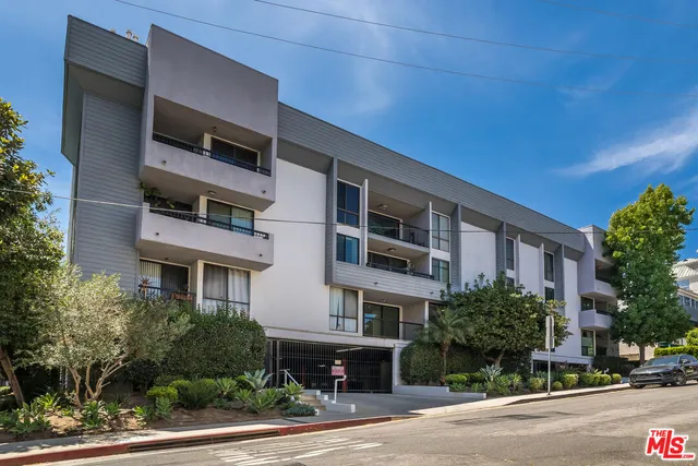 $895,000 | 906 North Doheny Drive, Unit 311, West Hollywood, CA 90069