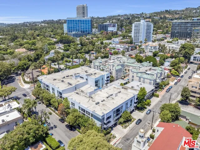 $895,000 | 906 North Doheny Drive, Unit 311, West Hollywood, CA 90069