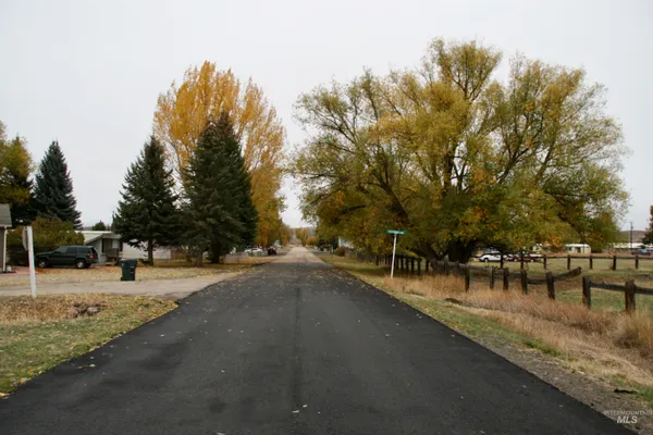 $173,000 | 500 Somerville Street, Jordan Valley, OR 97910