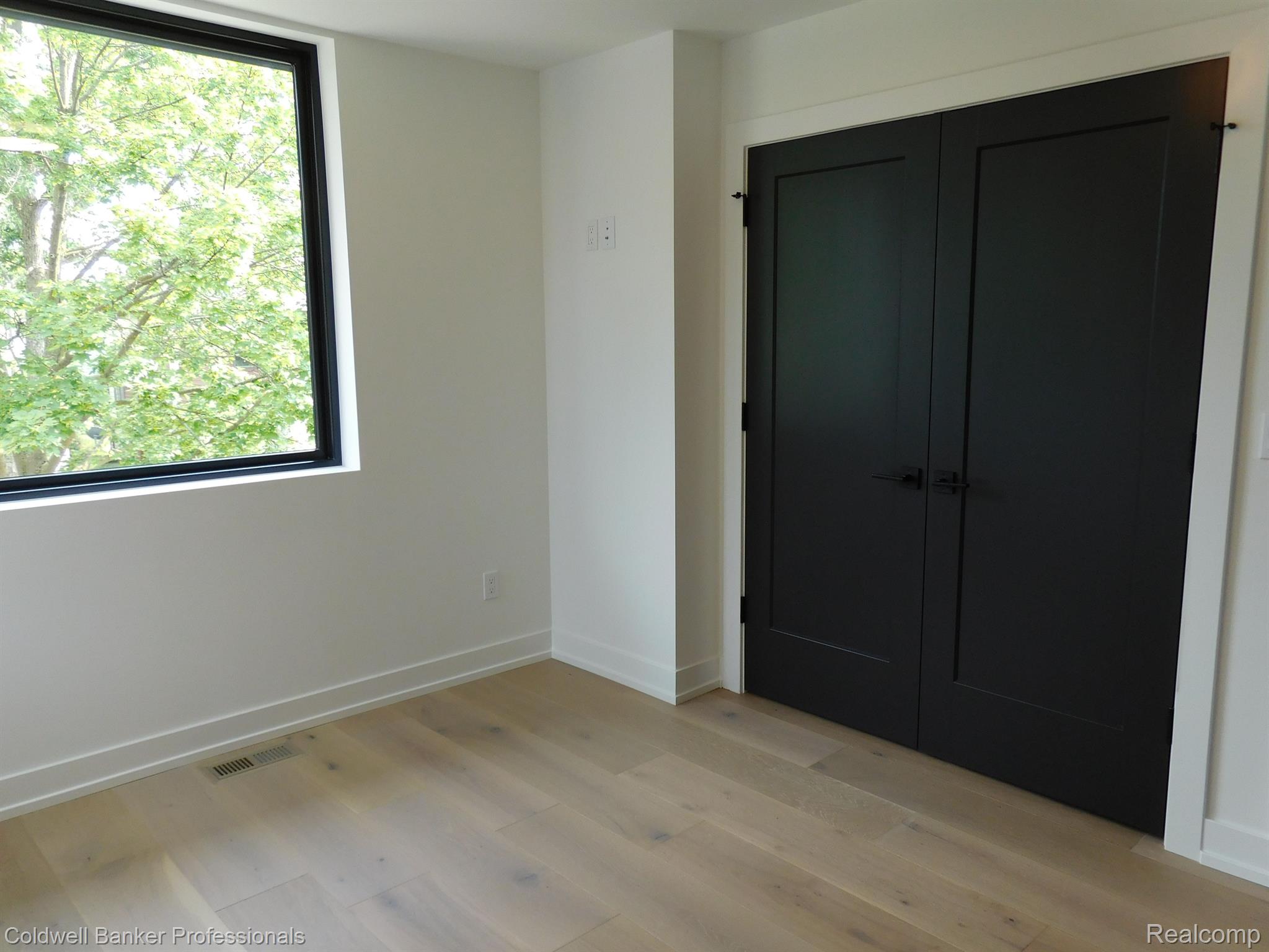1439 Ruffner Avenue Birmingham, MI 48009 - Photo 37 of 46 Gallery Image 37
