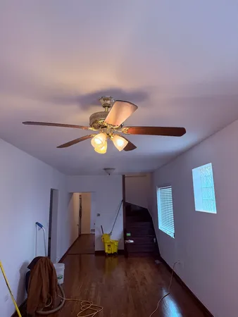 $250,000 | 6521 South St Lawrence Avenue, Chicago, IL 60637