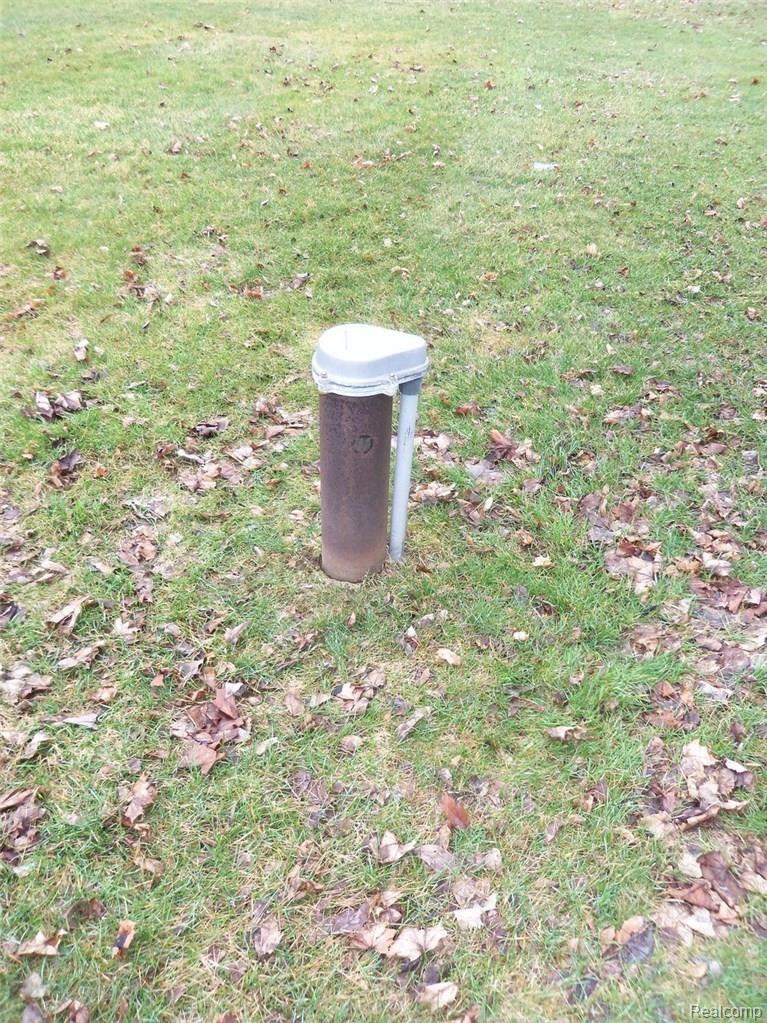 2262 Peppermill Road Lapeer, MI 48446 - Photo 18 of 21 100_6727.jpg