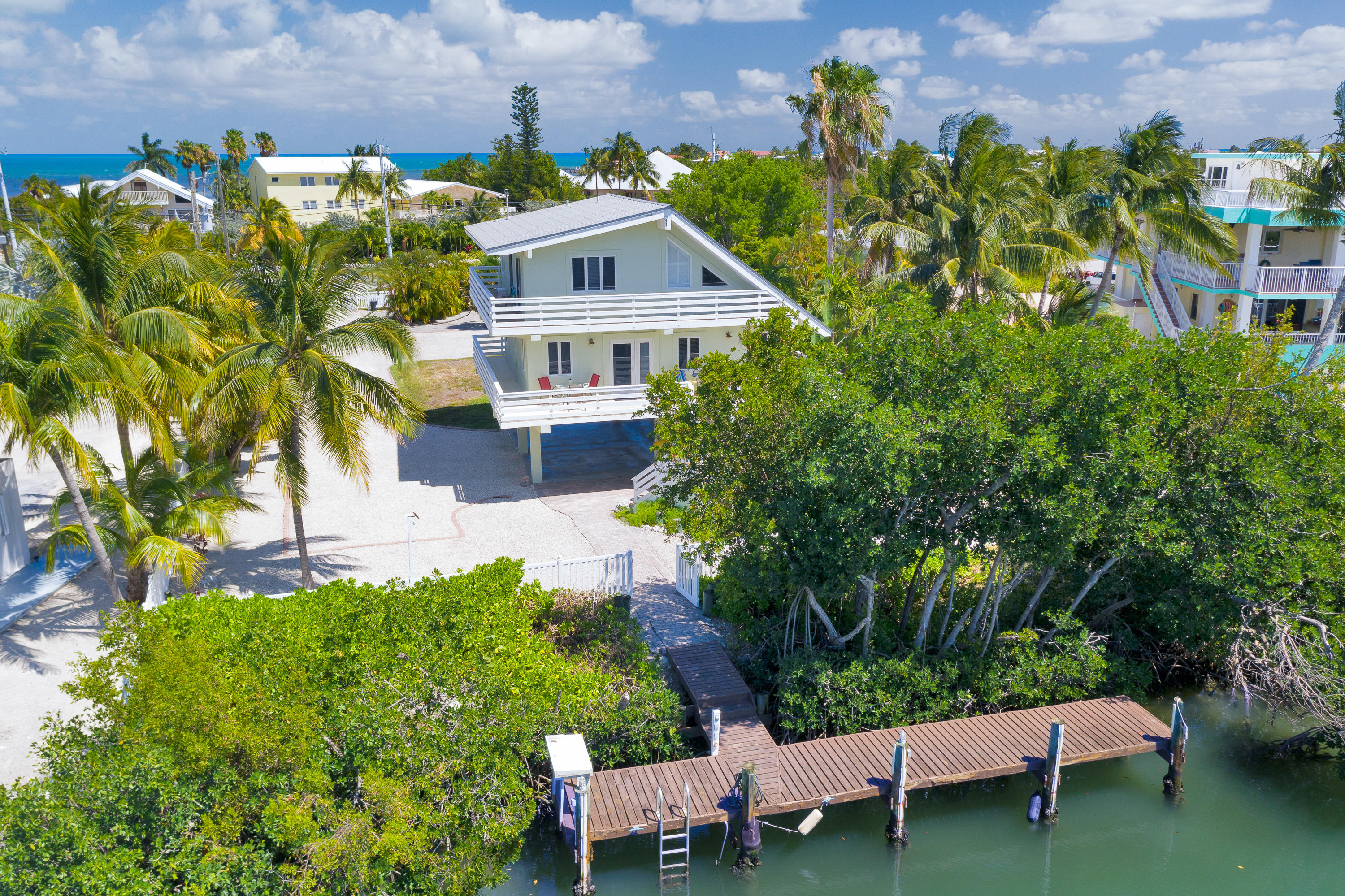 617 Sombrero Beach Road Marathon, FL 33050 - Photo 2 of 59 virtual-tour-309578-08