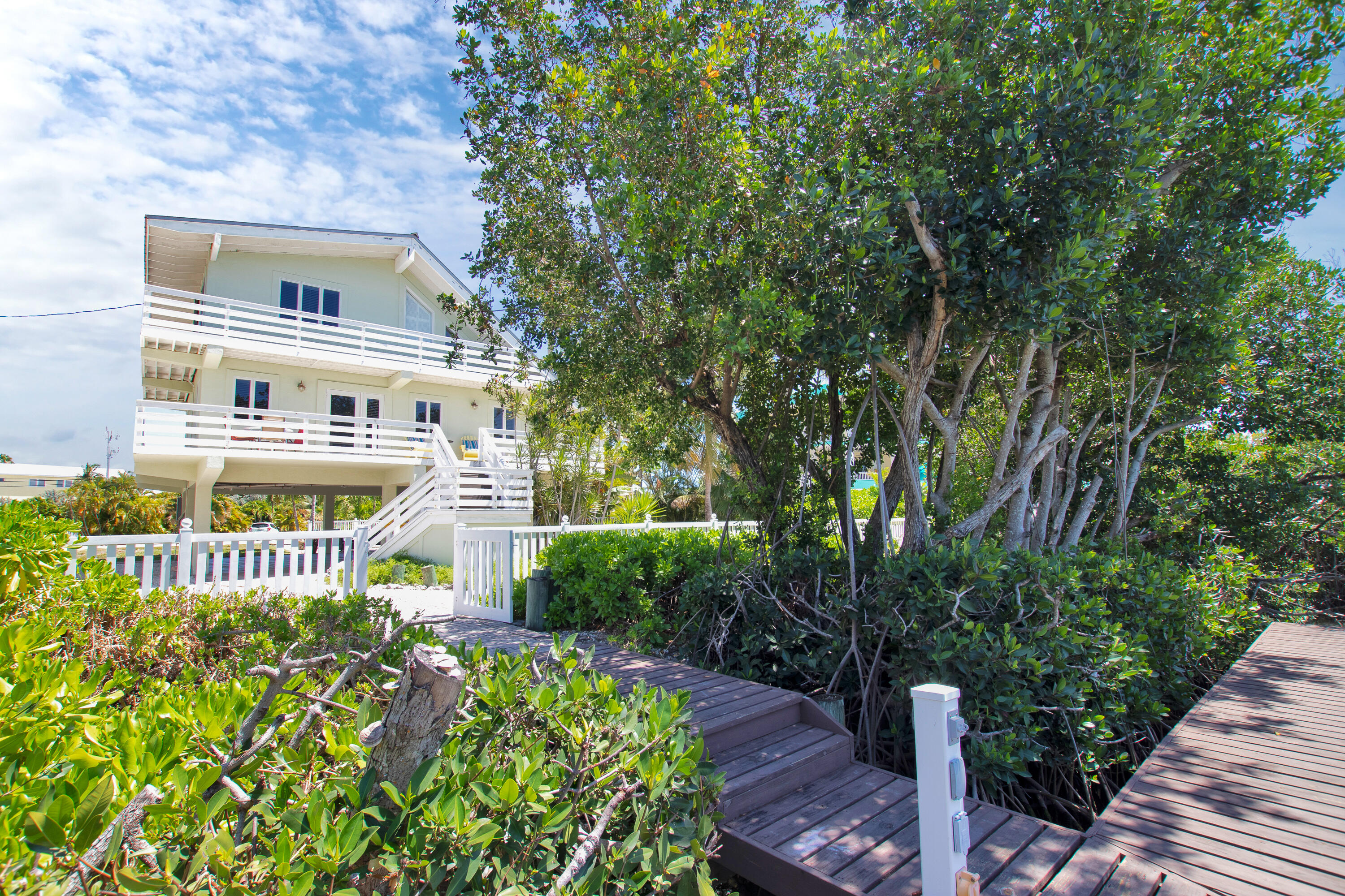 617 Sombrero Beach Road Marathon, FL 33050 - Photo 13 of 59 virtual-tour-309578-23